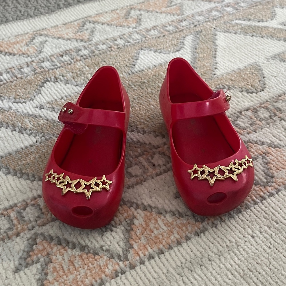 Mini Melissa Red Dress Shoes with Gold Star Details
